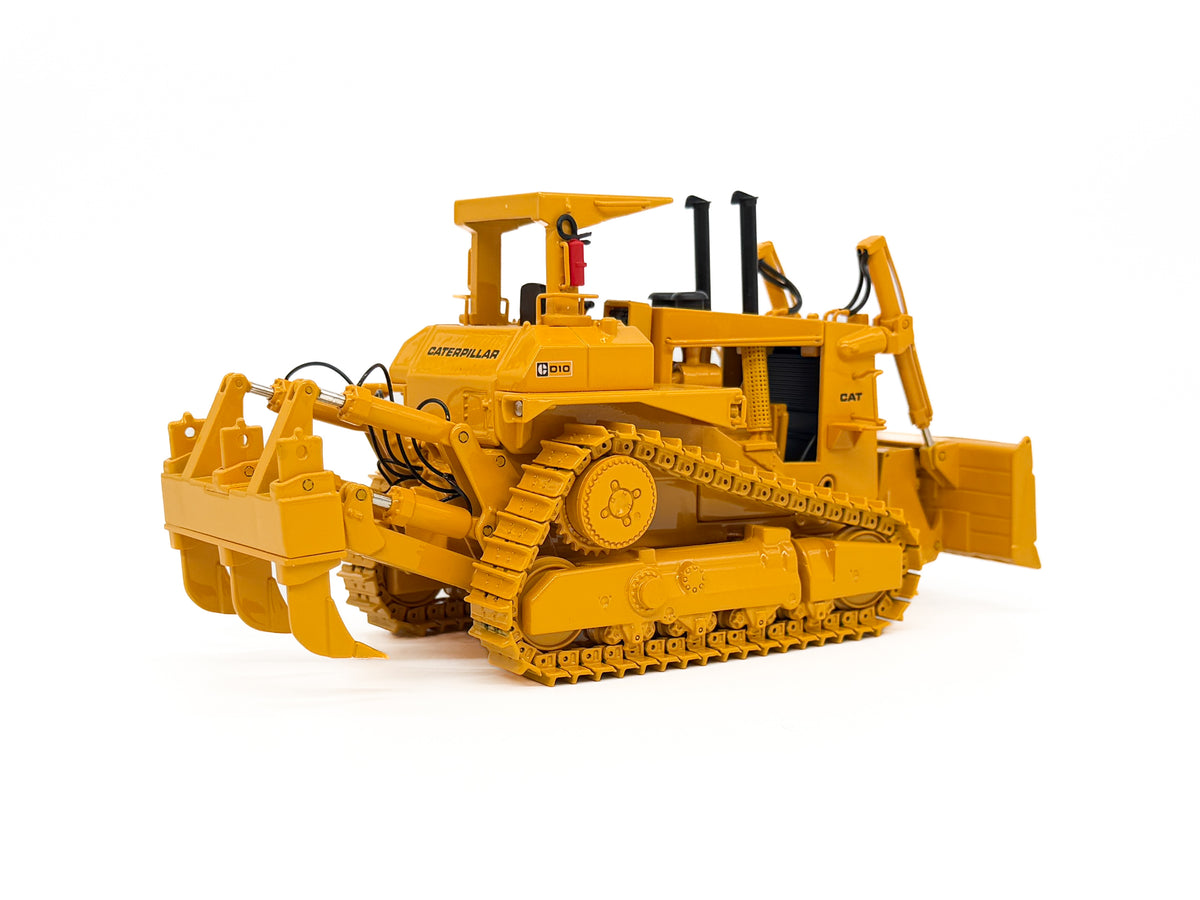 1/48 Scale CCM Cat D10 Push Dozer