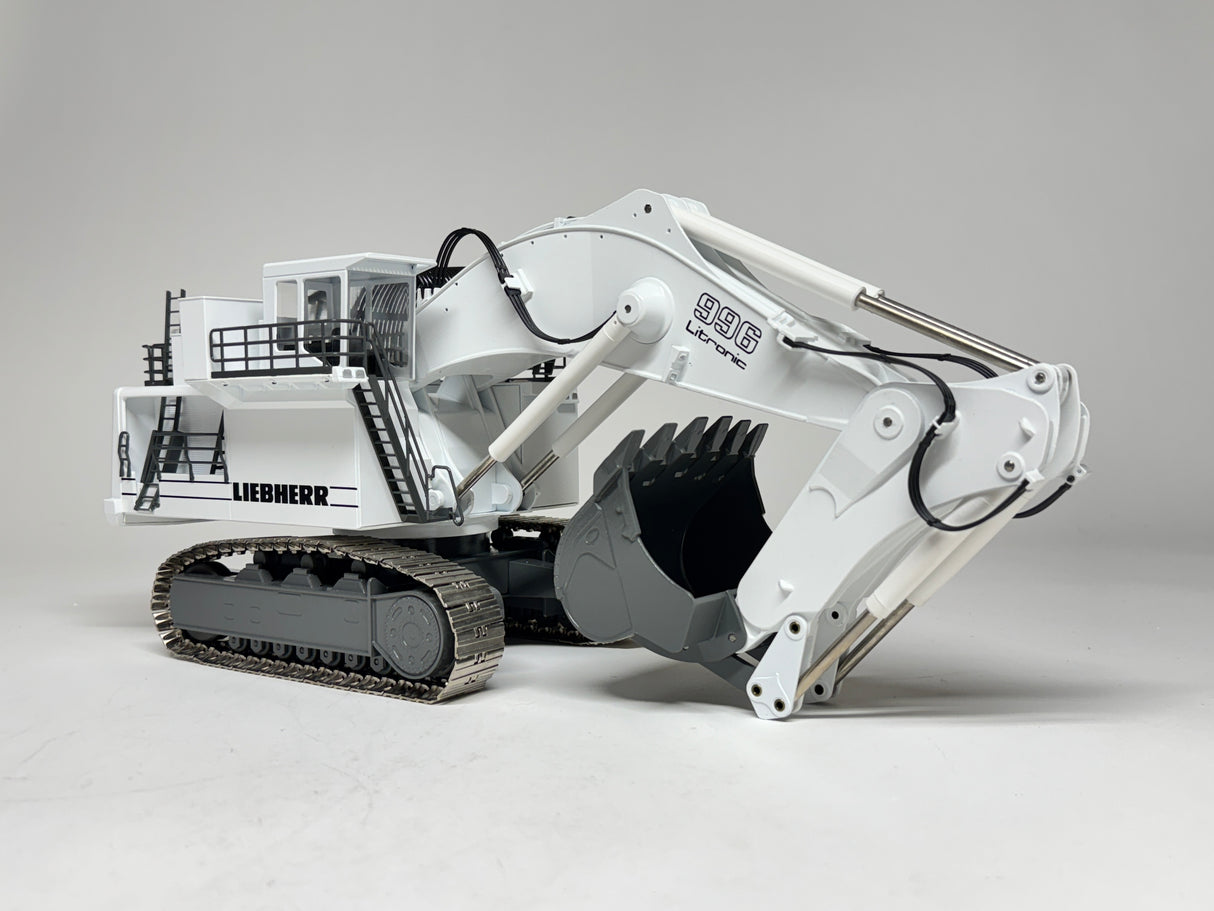 MD-179 Conrad Liebherr R996