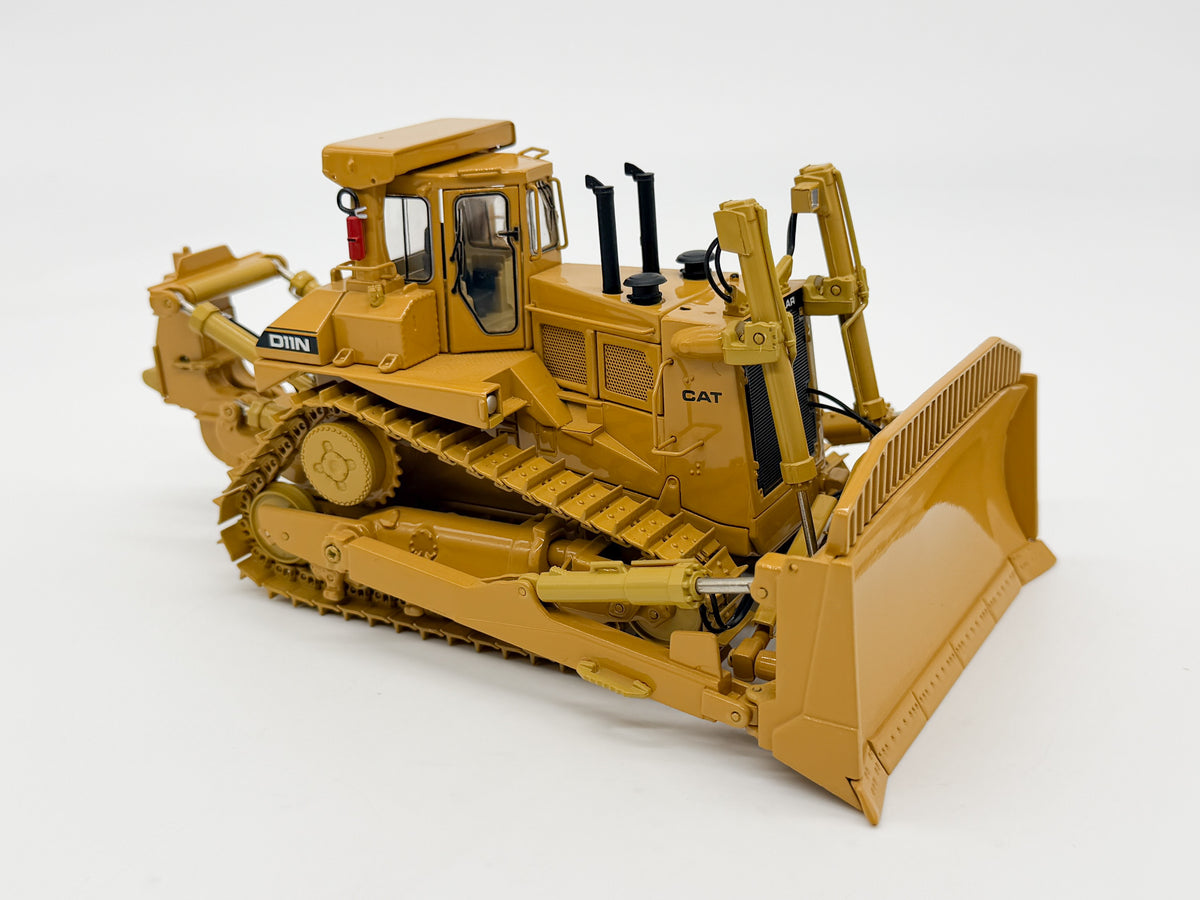 1/48 Scale CCM Cat D11N w/ SU Blade and Ripper - Read Description
