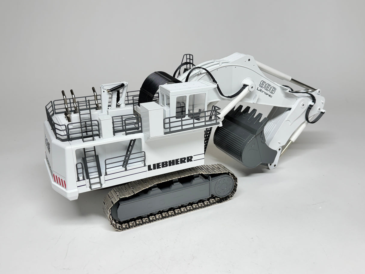 MD-179 Conrad Liebherr R996