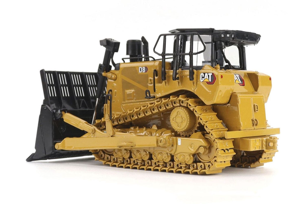 1/50 Scale Diecast Masters Cat D8 Waste Handler
