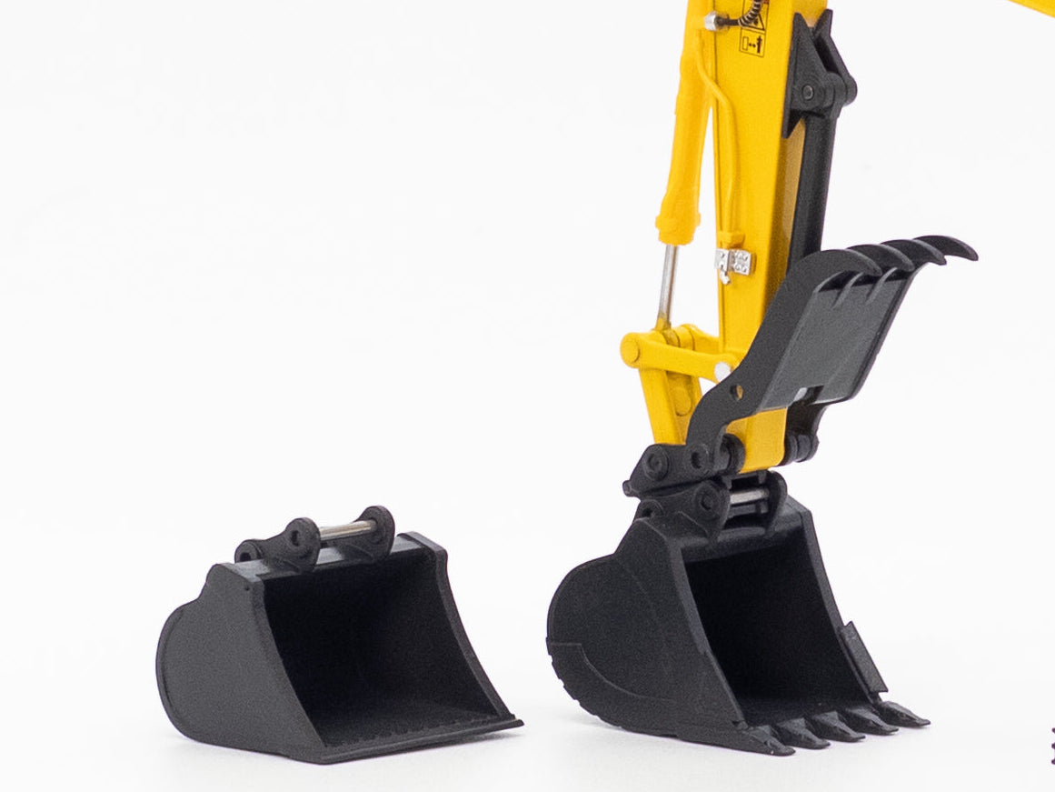 Titan Diecast Custom | 1/50 Scale Komatsu PC220LCi-12 w/ Coupler, Thumb, and 2 Buckets