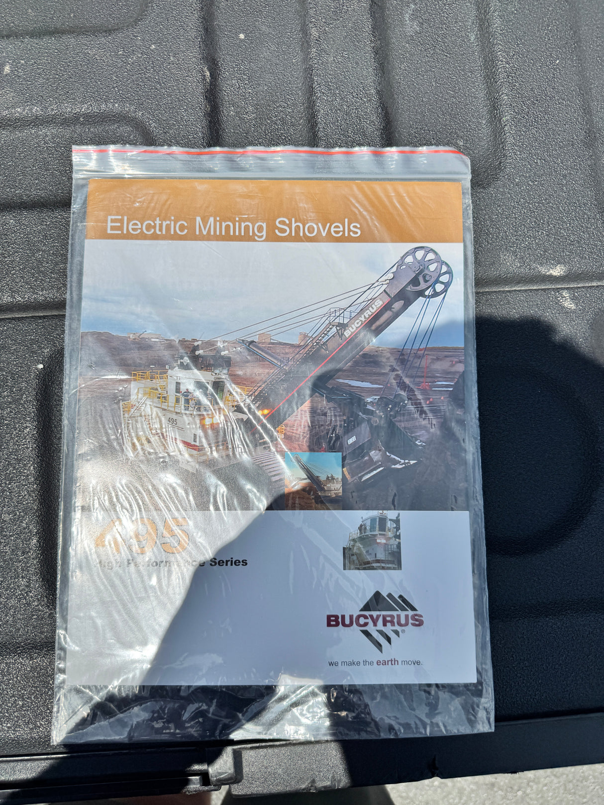 MD-178 TWH Bucyrus 495HF Mining Shovel OPEN BOX