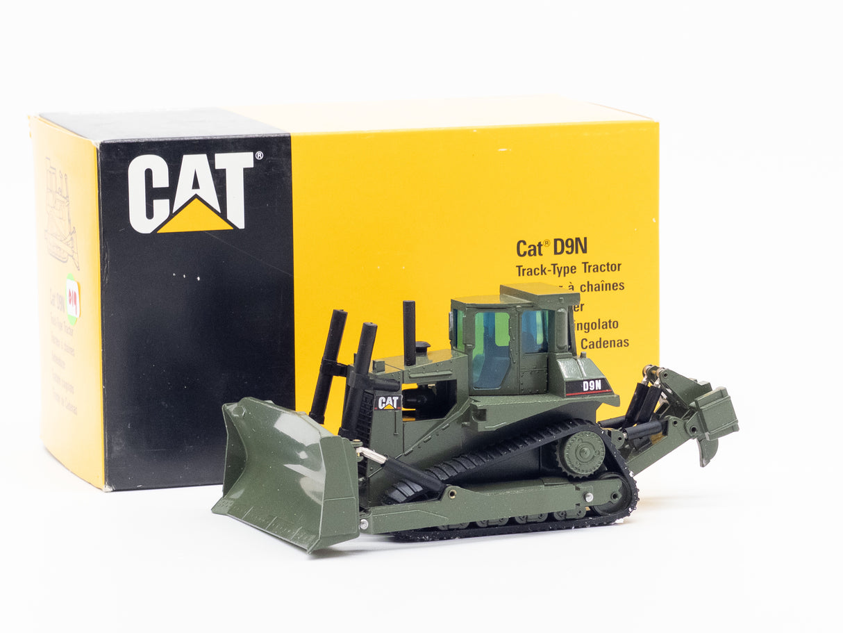 019 - NZG Cat D9R Dozer - Green