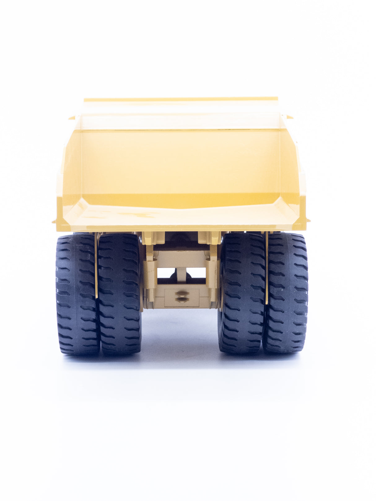 025 - NZG Cat 793C Dump Truck - Yellow