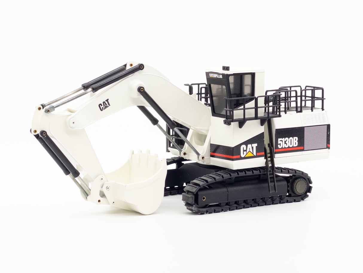 030 - NZG Cat 5130B Backhoe - White