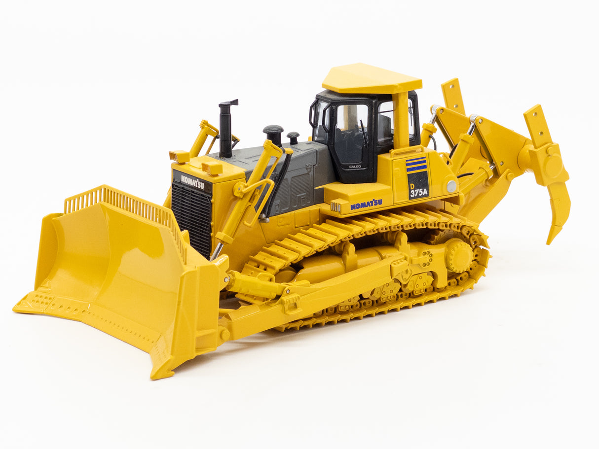 075 - First Gear Komatsu D375 Dozer