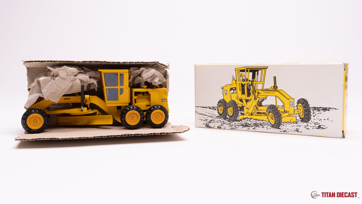 MO-10 NZG Cat 12G Grader