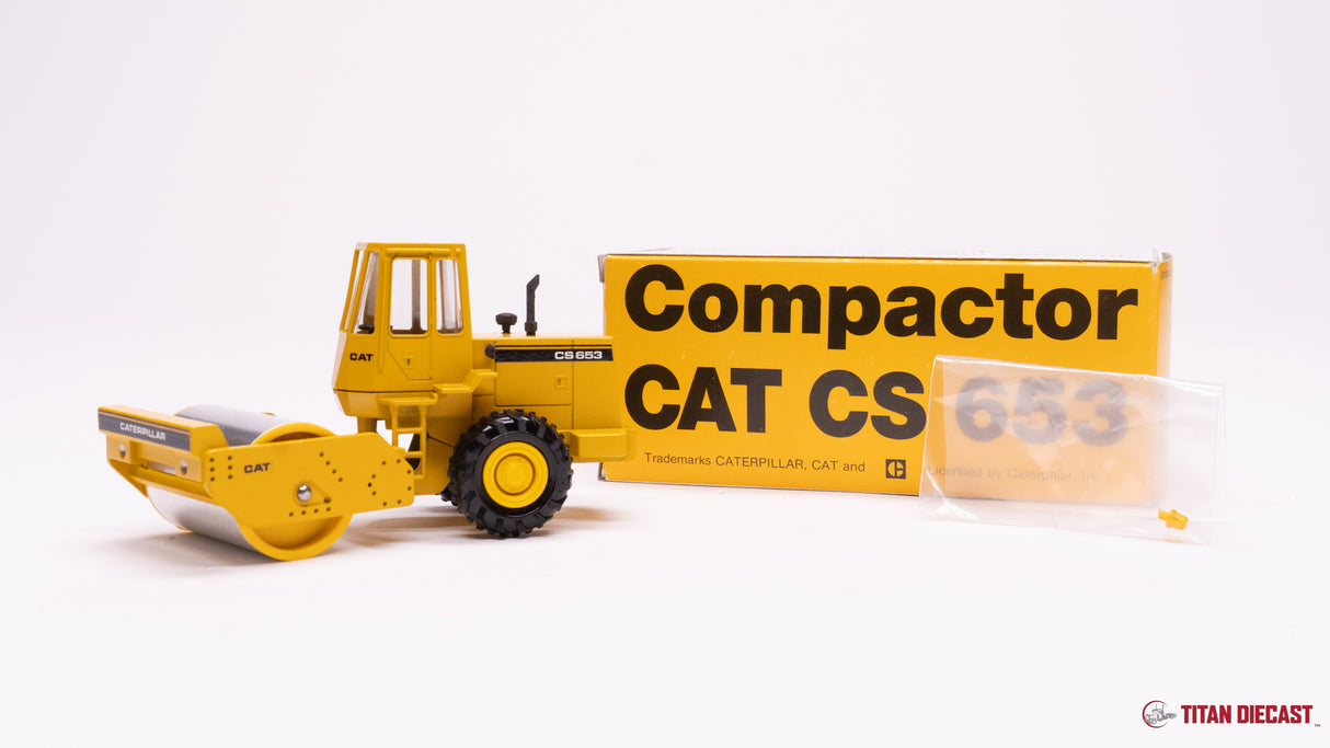 MO-17 Conrad Cat CS653 Compactor