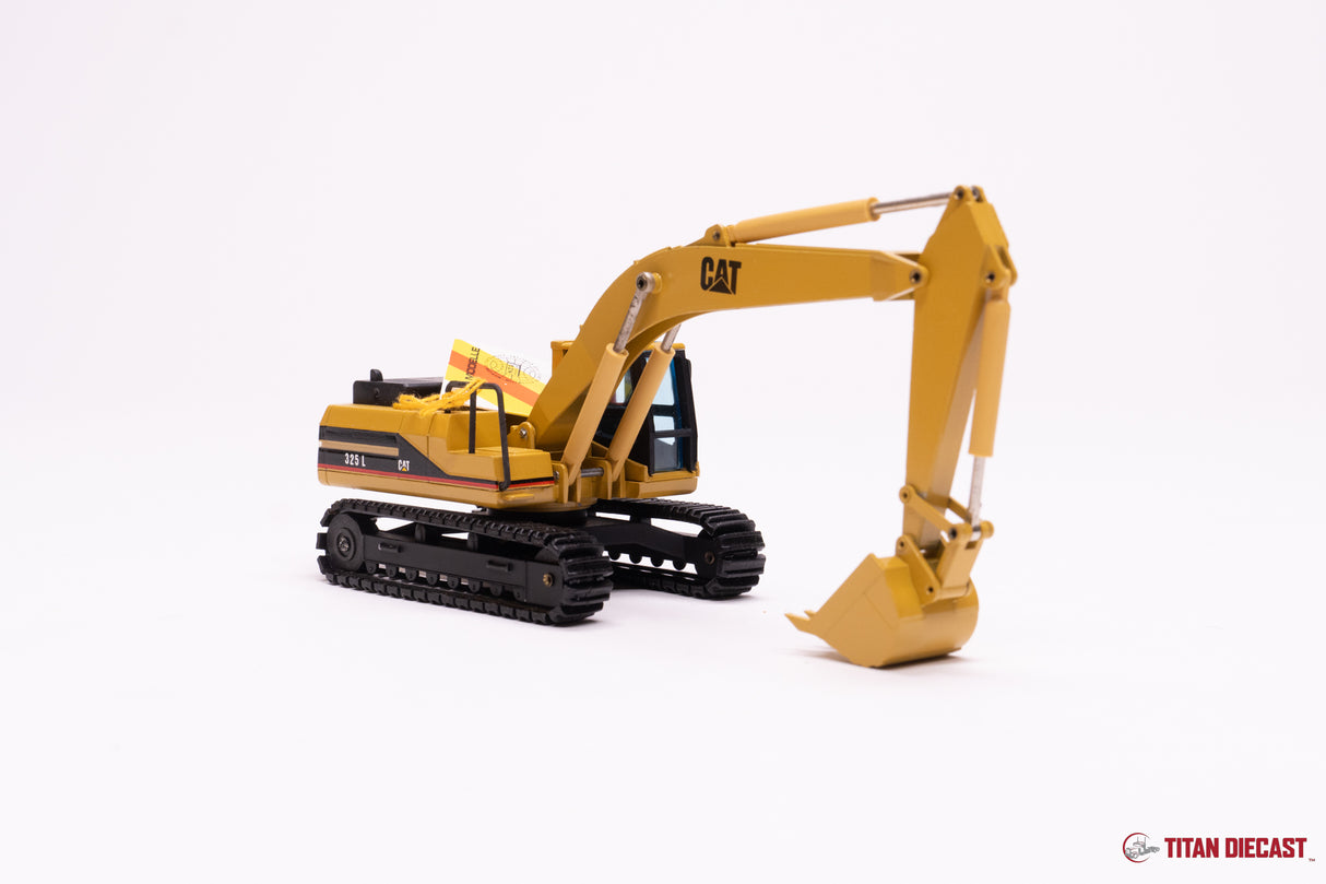 MO-29 NZG Cat 325L Excavator