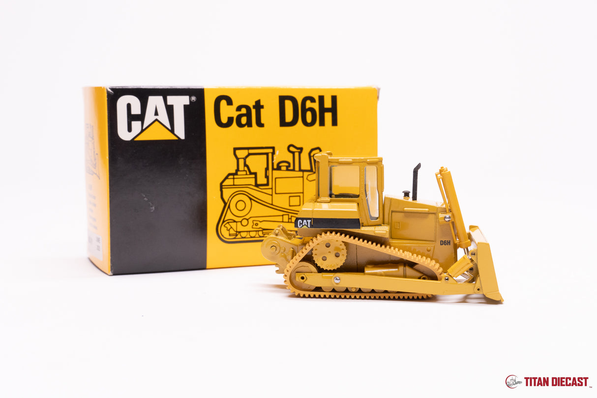 MO-31 Conrad Cat D6H with Winch