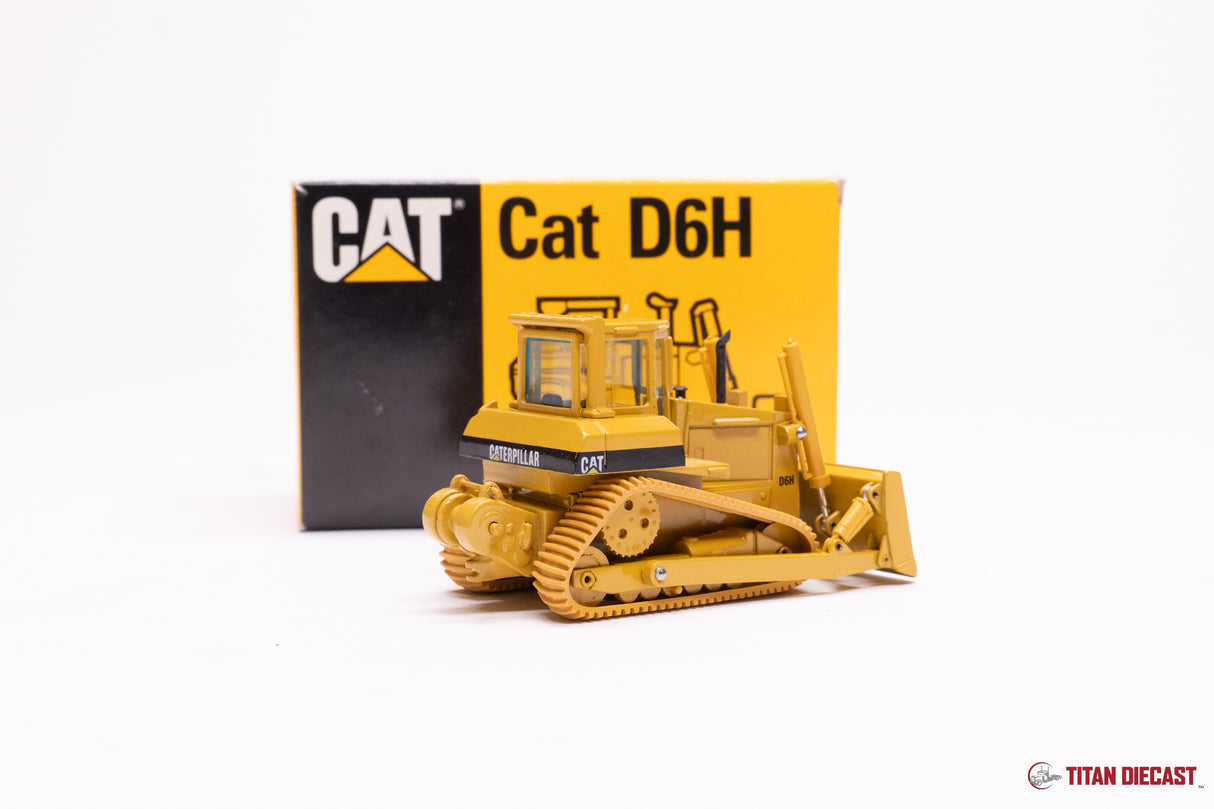 MO-31 Conrad Cat D6H with Winch