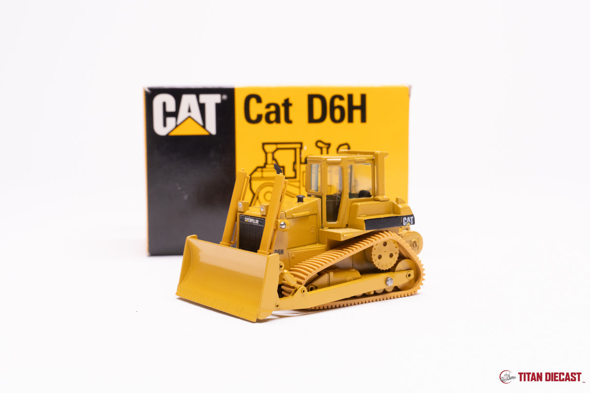 MO-31 Conrad Cat D6H with Winch