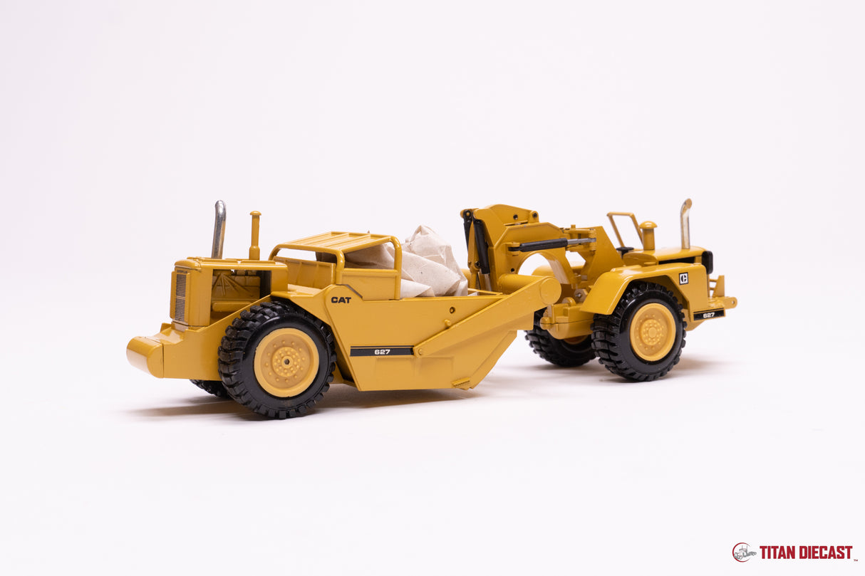 MO-34 NZG Cat 627 Scraper