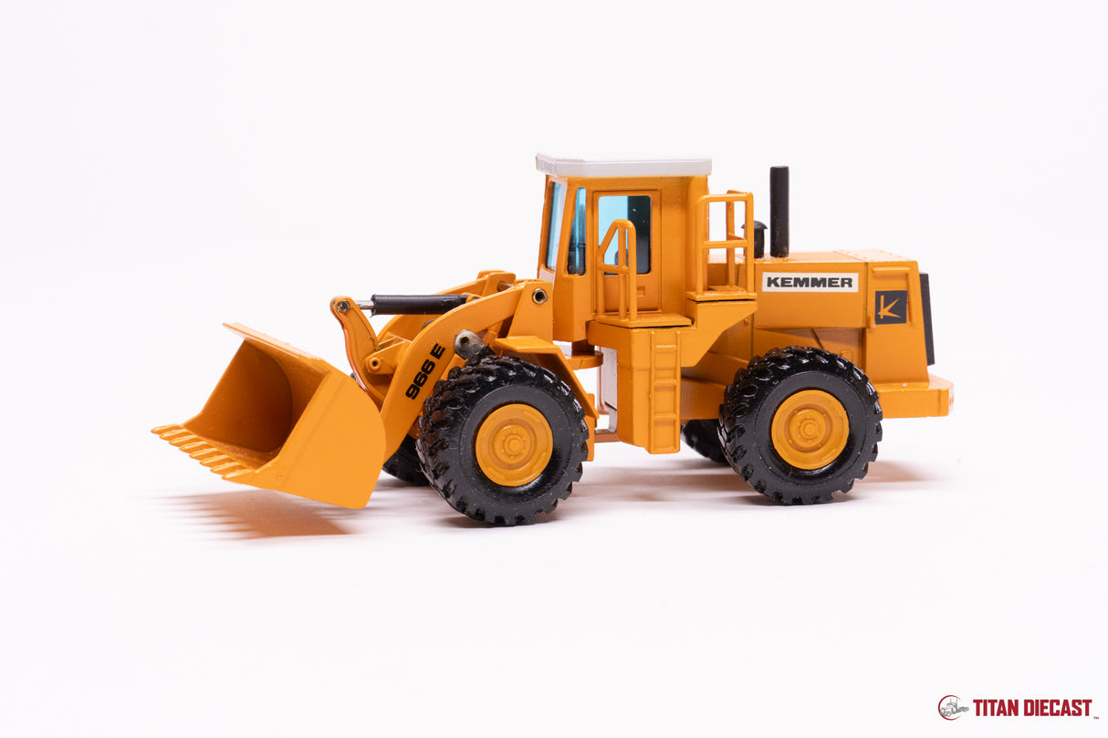 MO-39 NZG Cat 966E Loader - Kemmer