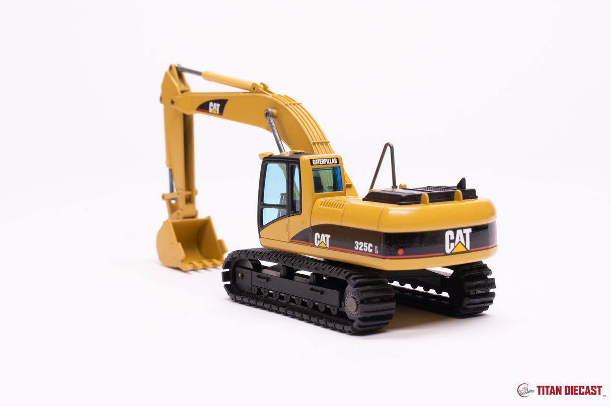 MO-46 NZG Cat 325C Excavator