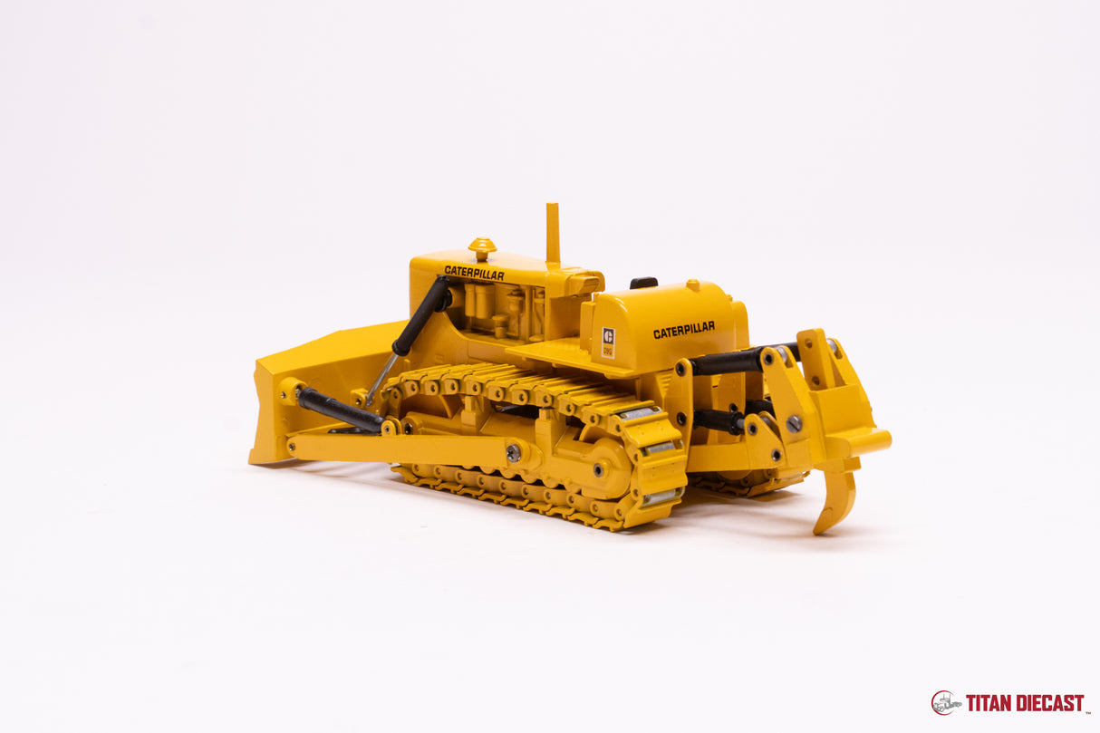 MO-51 Conrad Cat D9G Dozer - Old Yellow