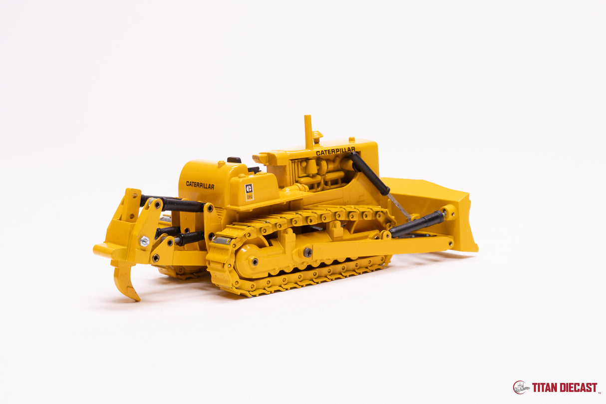 MO-51 Conrad Cat D9G Dozer - Old Yellow