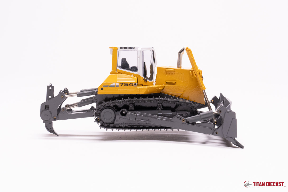 MO-66 Conrad Liebherr PR754 Dozer