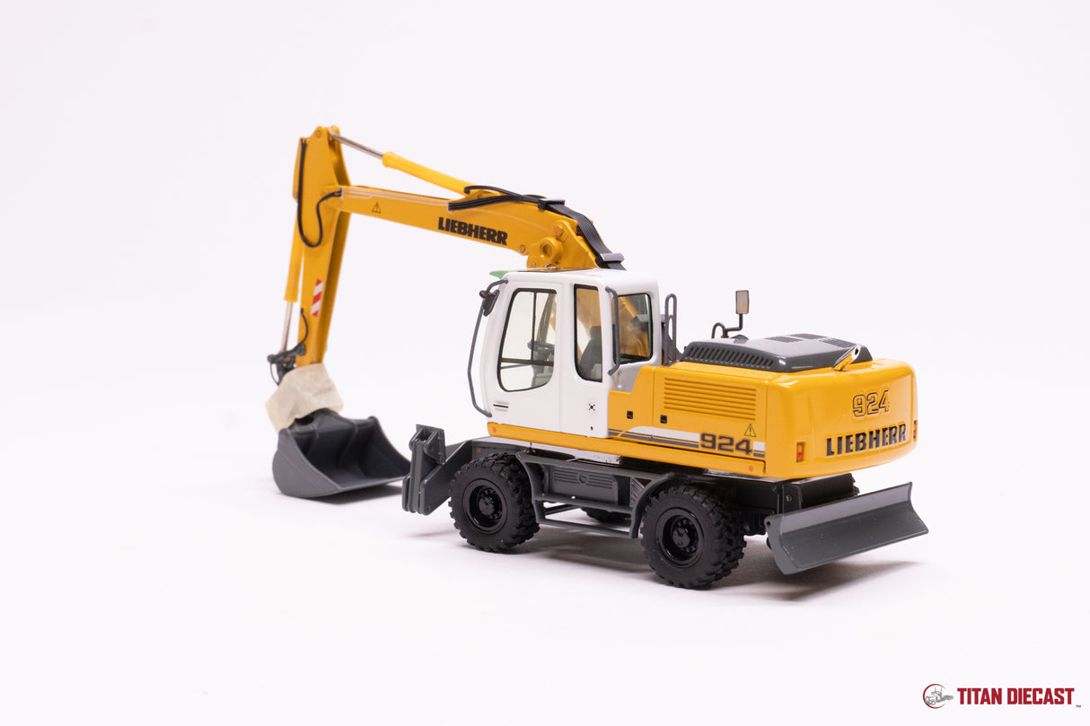 MO-74 NZG Liebherr A924 Excavator