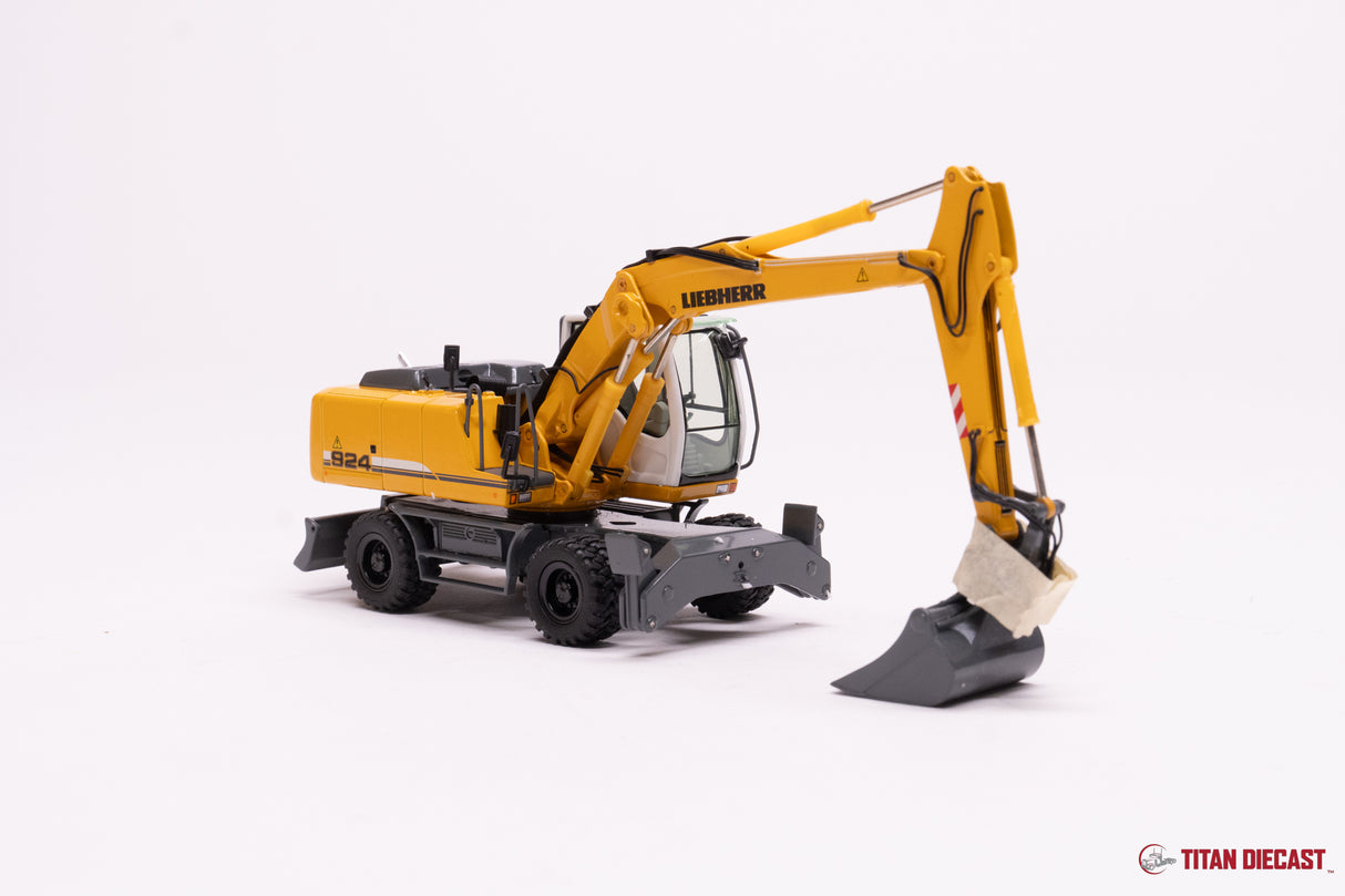 MO-74 NZG Liebherr A924 Excavator