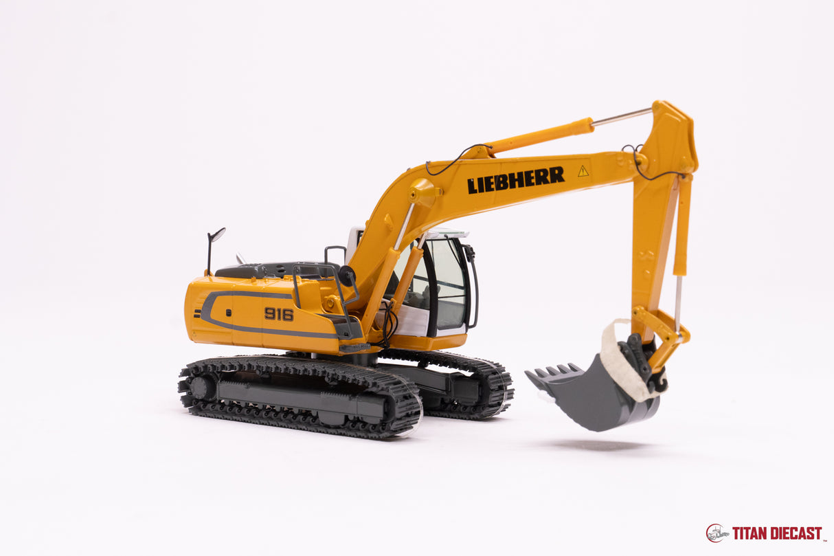 MO-75 NZG Liebherr R916 Excavator
