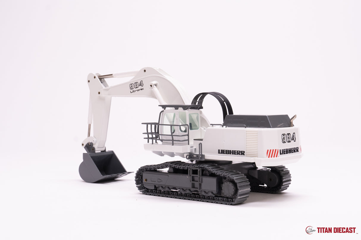 MO-88 Conrad Liebherr R984 - White Version