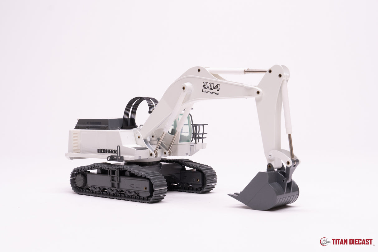 MO-88 Conrad Liebherr R984 - White Version