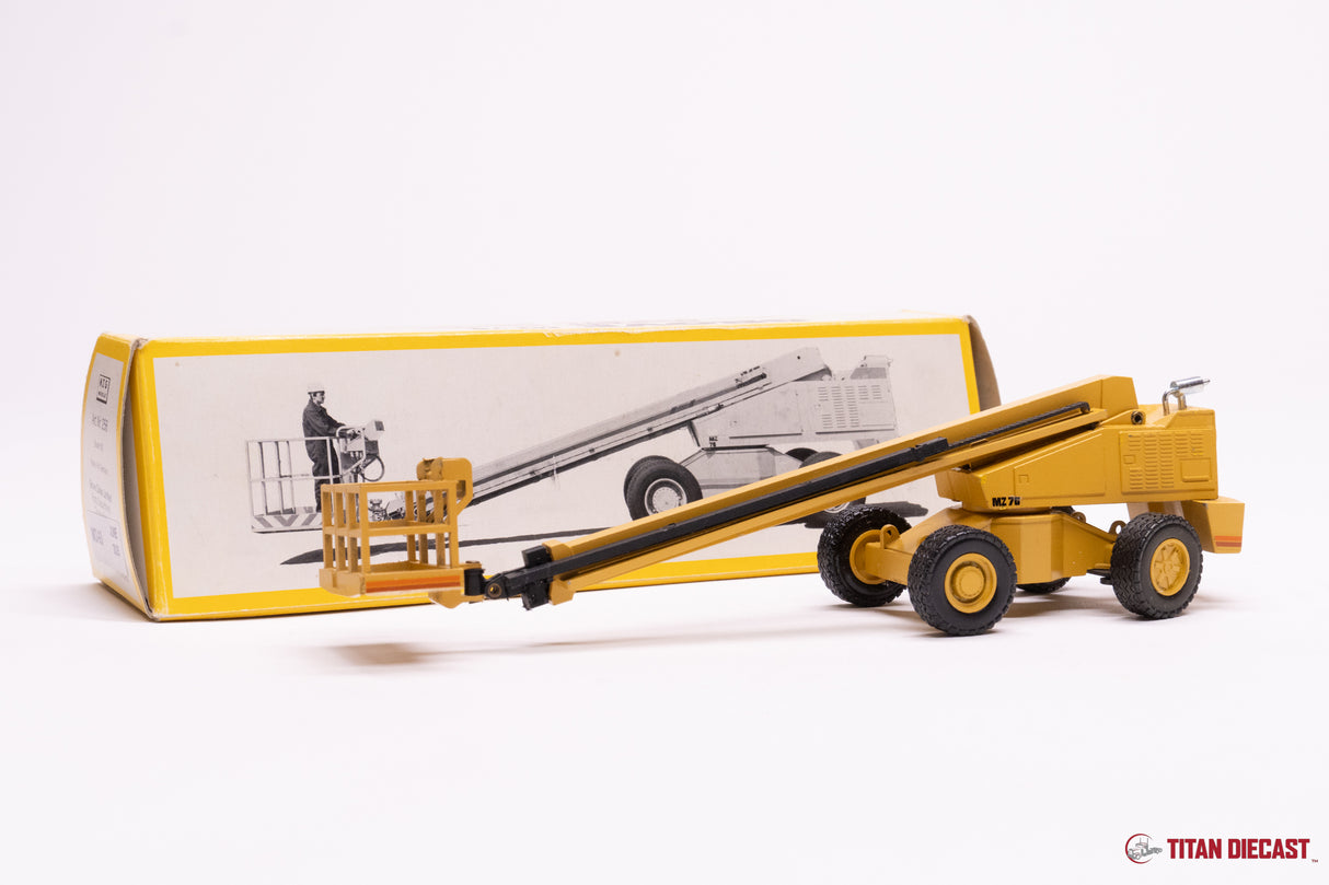 MO-93 NZG Grove MZ76 Manlift