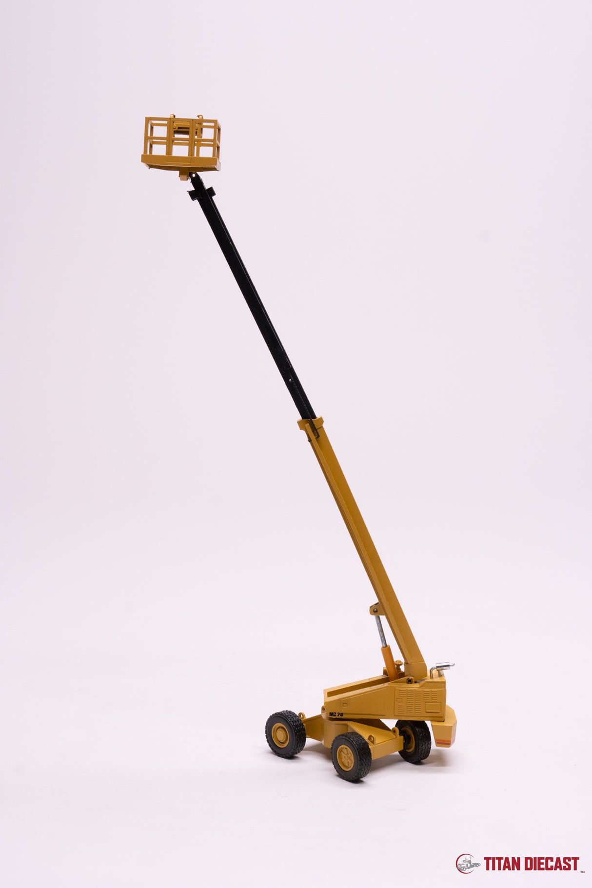 MO-93 NZG Grove MZ76 Manlift