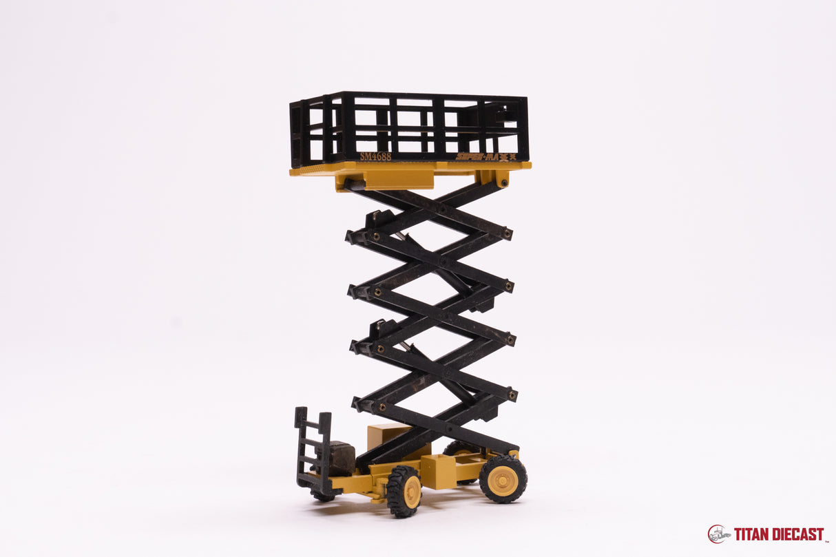 MO-96 NZG Grove Super-Maxx SM4688 Scissor Lift