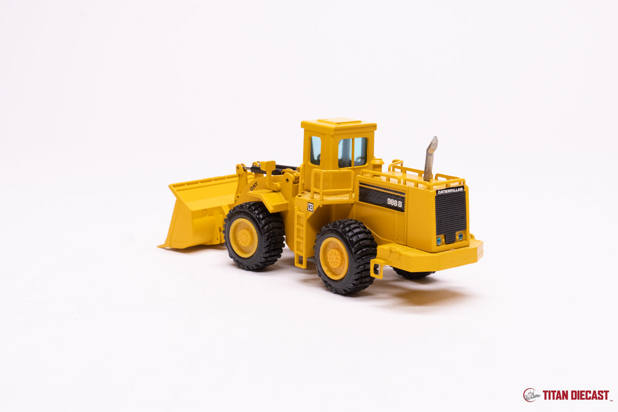 MD-132 NZG Cat 988B Loader