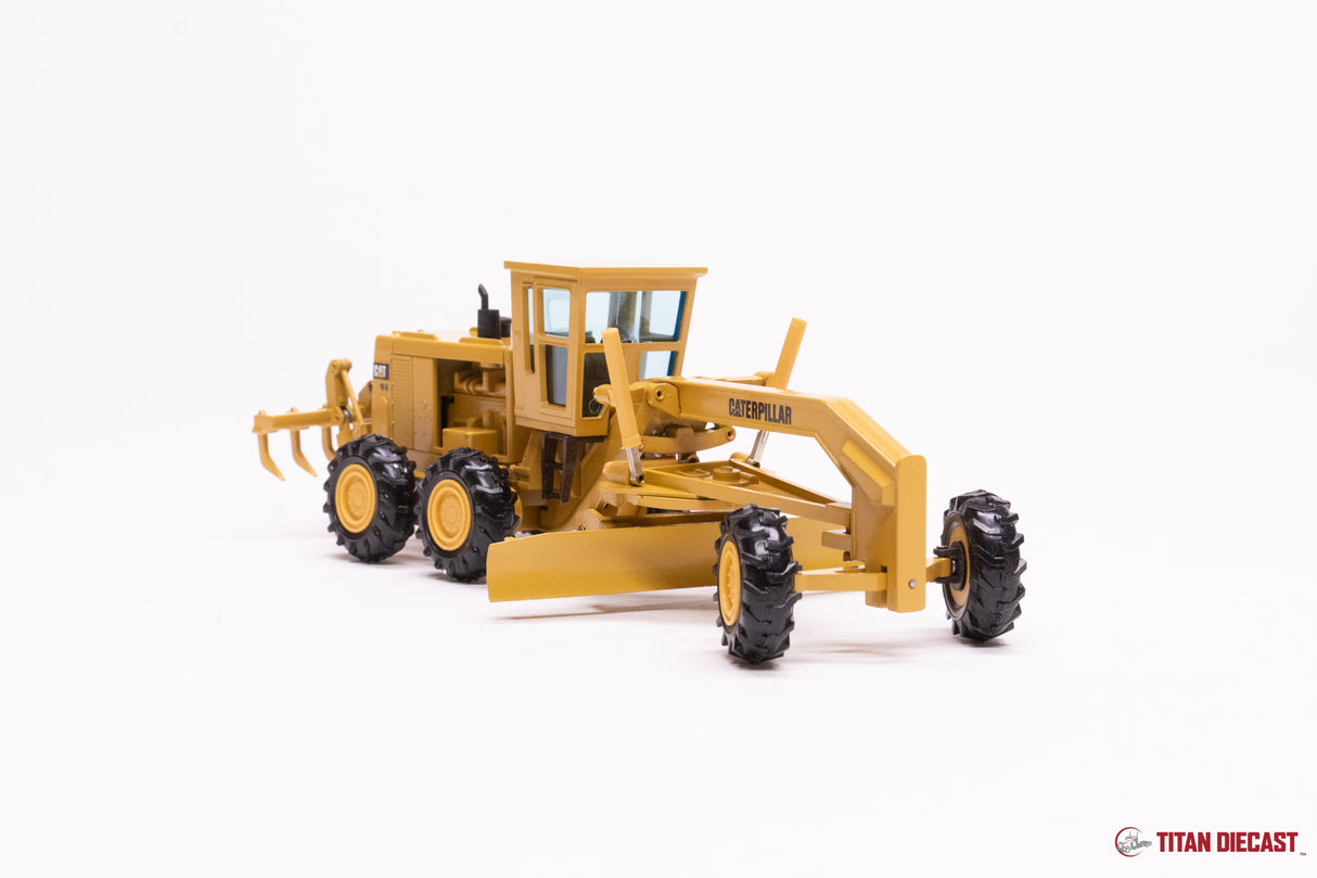 MD-139 NZG Cat 16G Grader