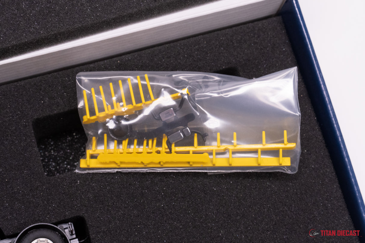 MD-171 Conrad Noteboom Yellow