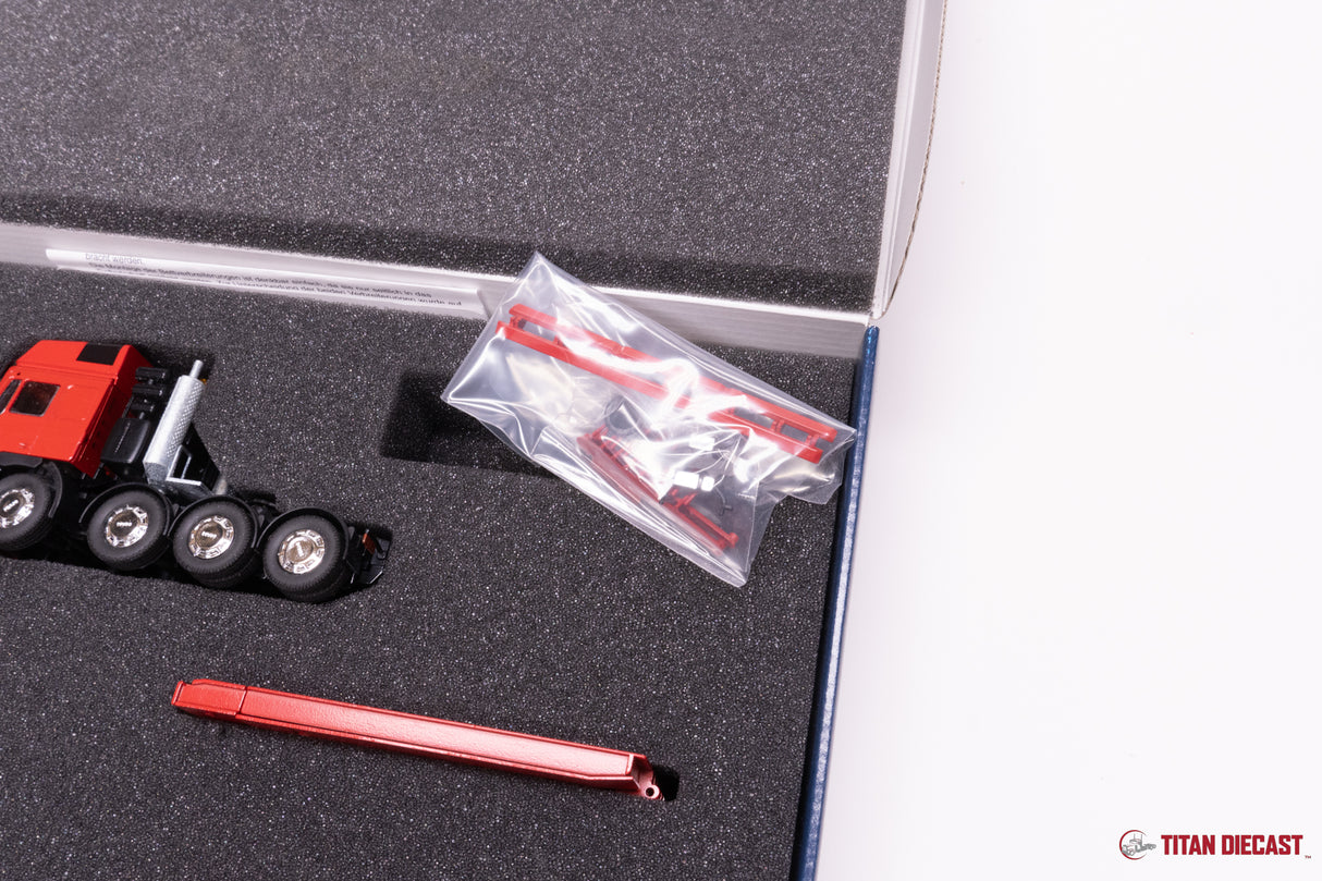 MD-172 Conrad Noteboom Red