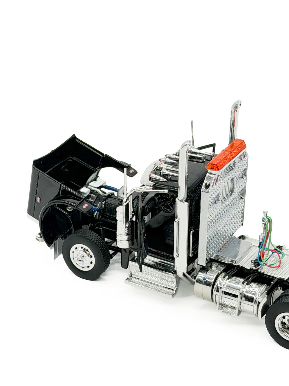 1/50 Scale Diecast Masters Peterbilt 589 Tri Axle Tractor - Black
