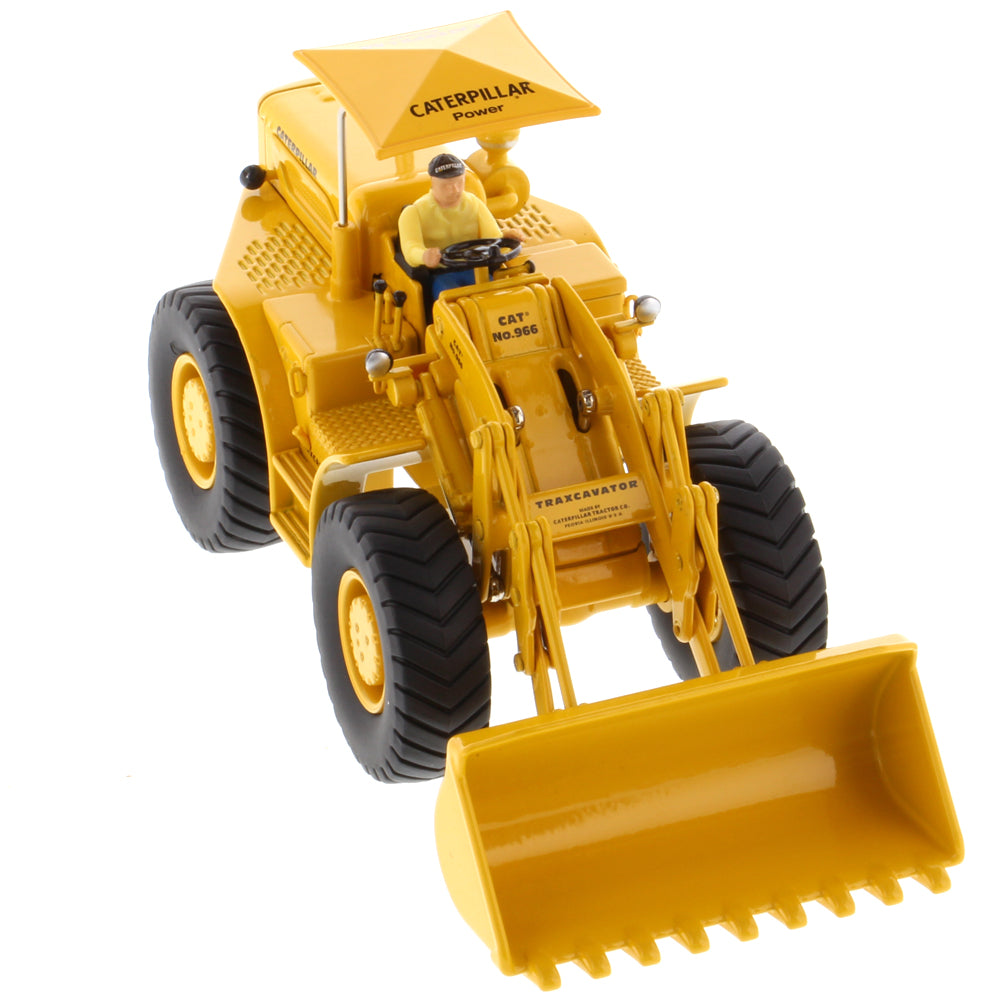 1/50 Scale Diecast Masters Cat 966A Loader