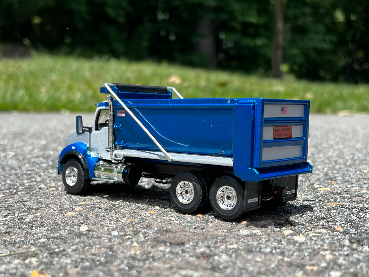 Titan Diecast Custom Combo - Kenworth T880 East Dump and Straight Dump - Blue/Silver