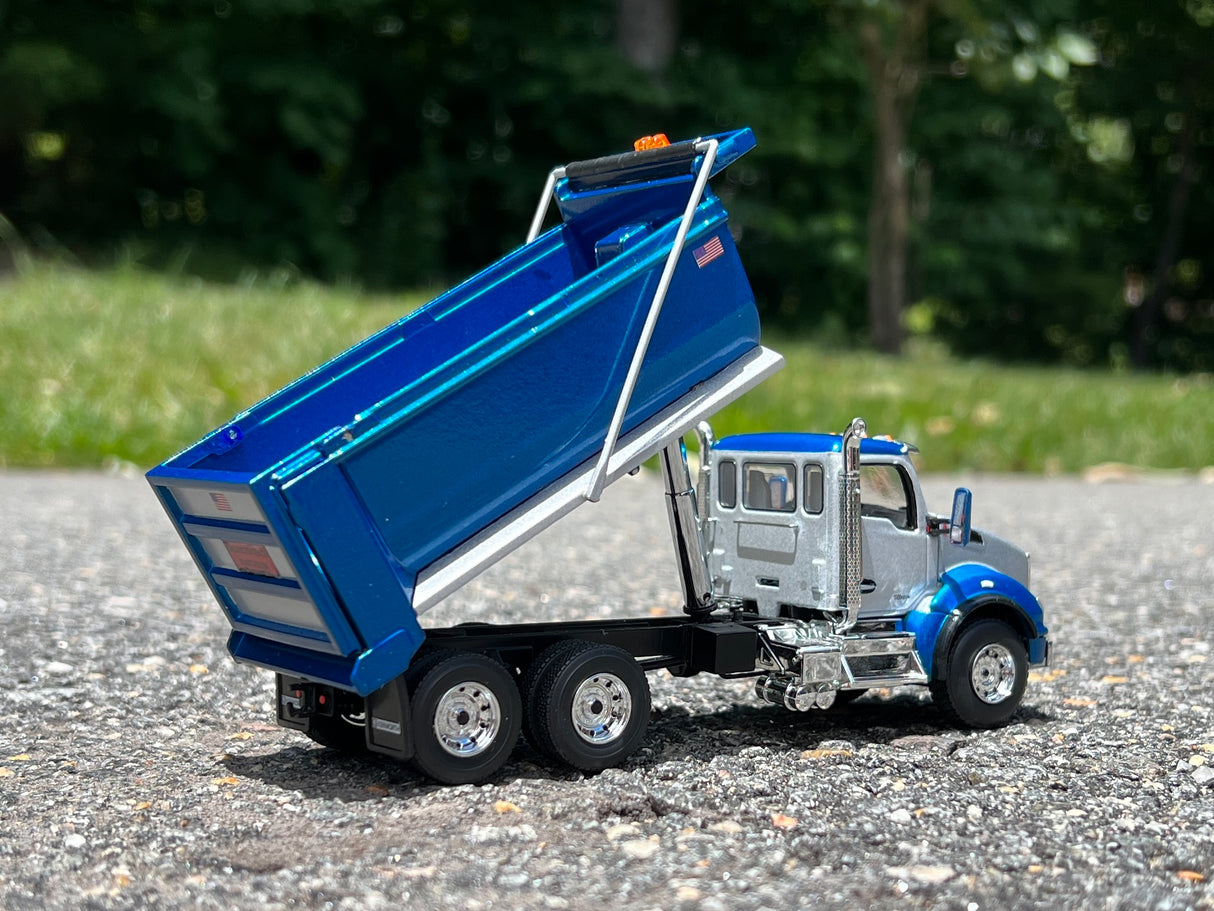 Titan Diecast Custom Combo - Kenworth T880 East Dump and Straight Dump - Blue/Silver