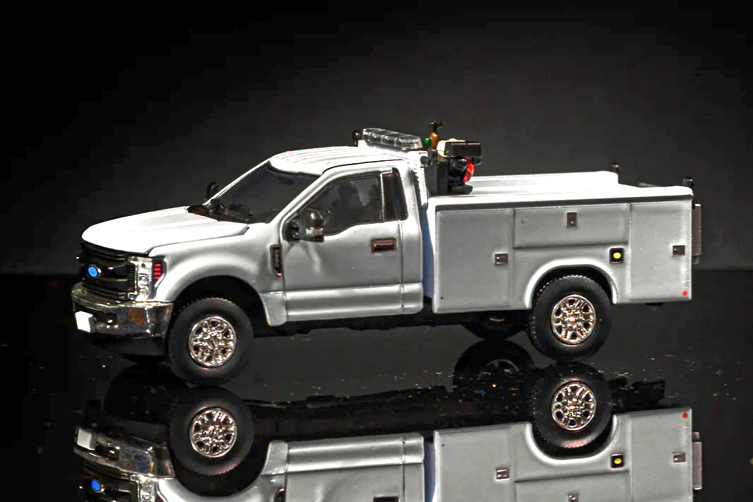 1/50 Scale Tonkin Replicas Ford F350 Service Truck - White
