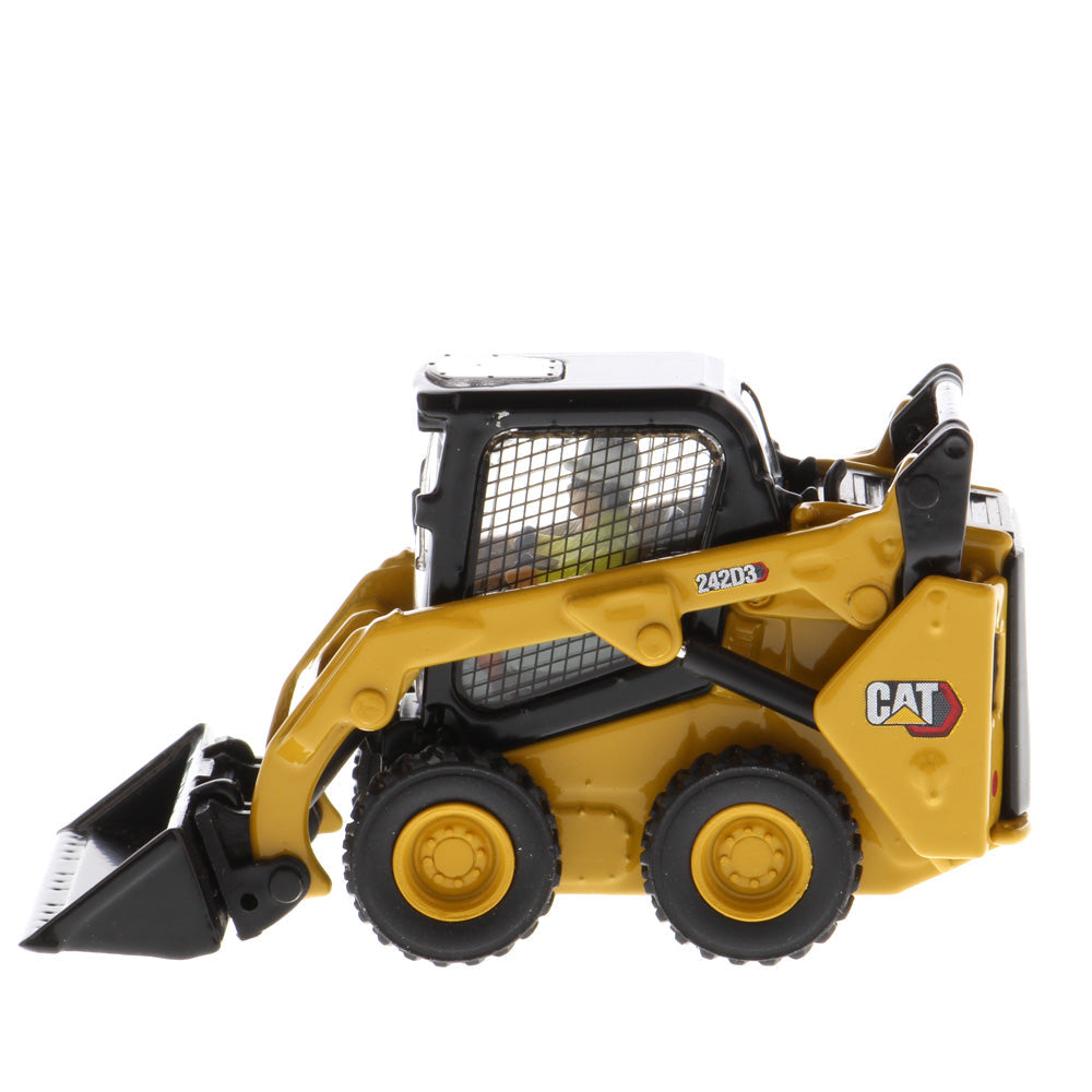 1/50 Scale Diecast Masters Cat 242D3 Skid Steer