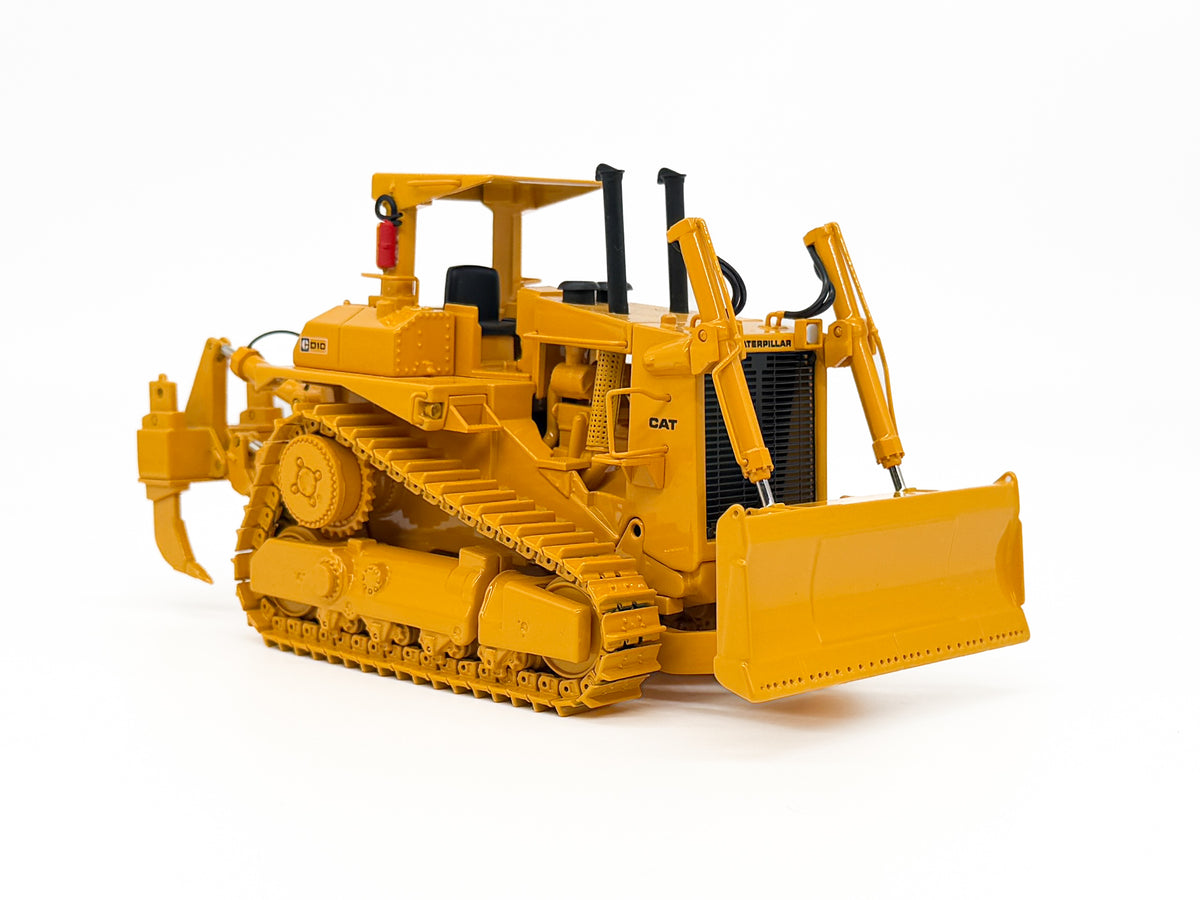 1/48 Scale CCM Cat D10 Push Dozer