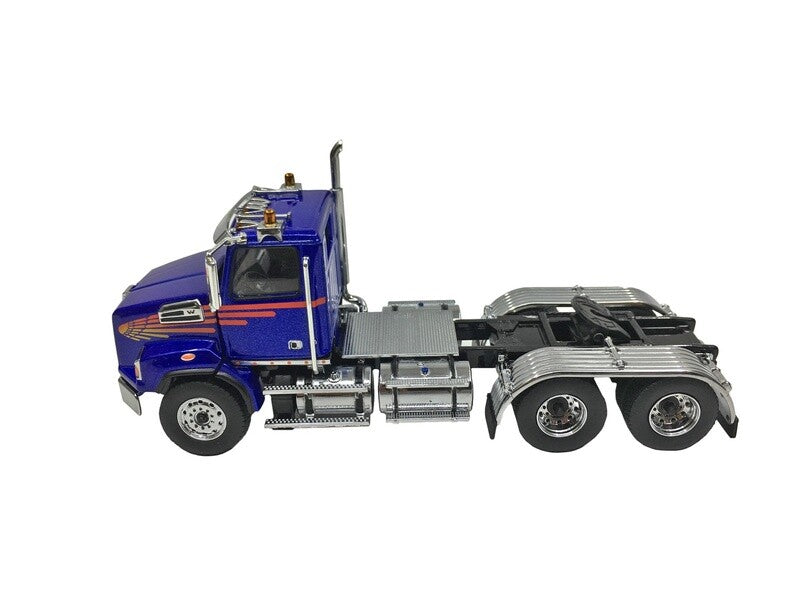 Western Star 4700 SB Tandem Axle Tractor - Blue