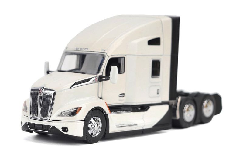 Kenworth T680 Tractor w/Sleeper - Pearl White