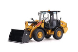 1/50 Scale Diecast Masters Cat 906 Loader