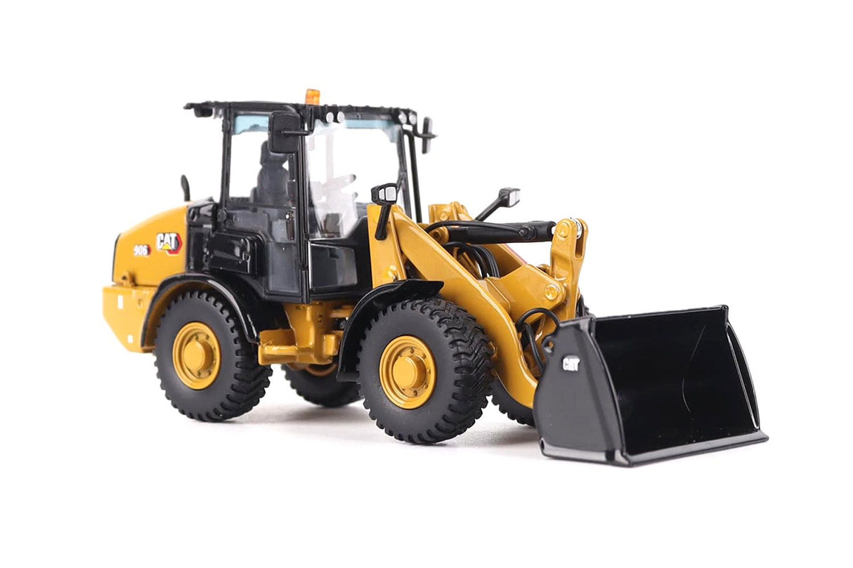 1/50 Scale Diecast Masters Cat 906 Loader