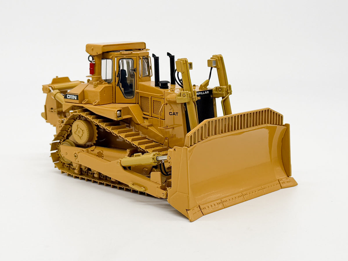 1/48 Scale CCM Cat D11N w/ SU Blade and Ripper - Read Description