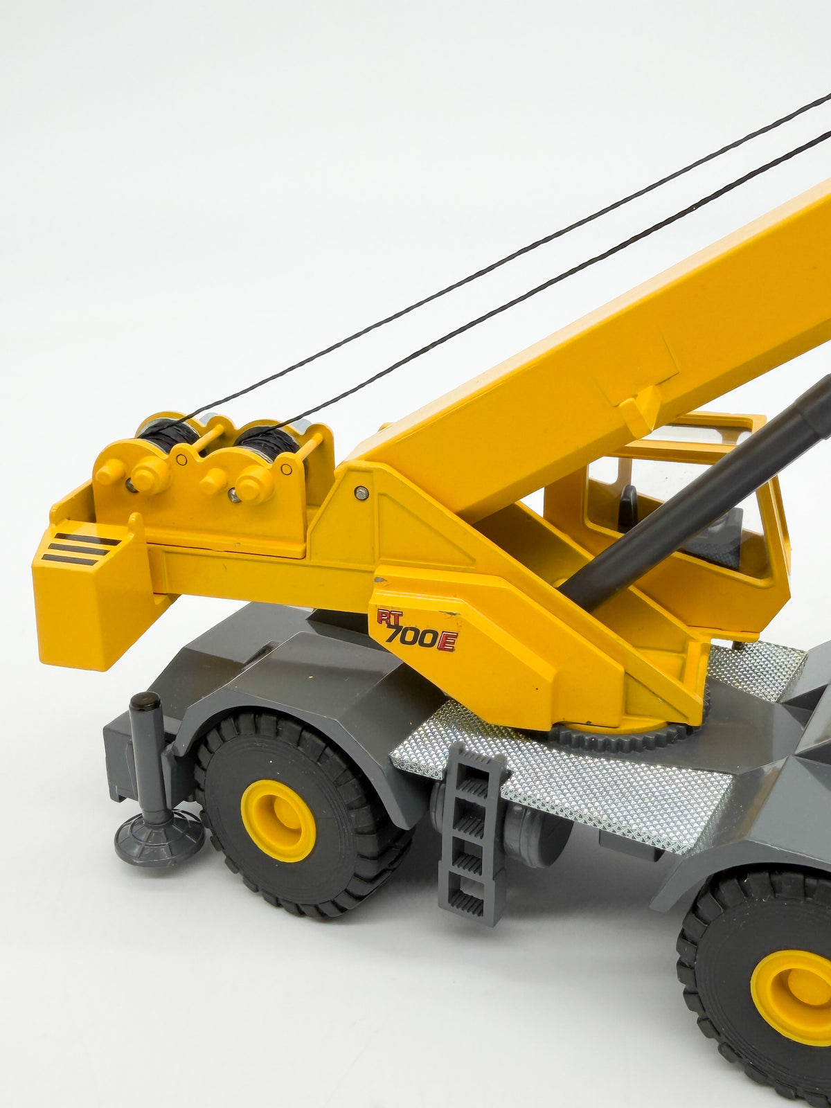 1/50 Scale NZG Grove RT700E Rough Terrain Crane