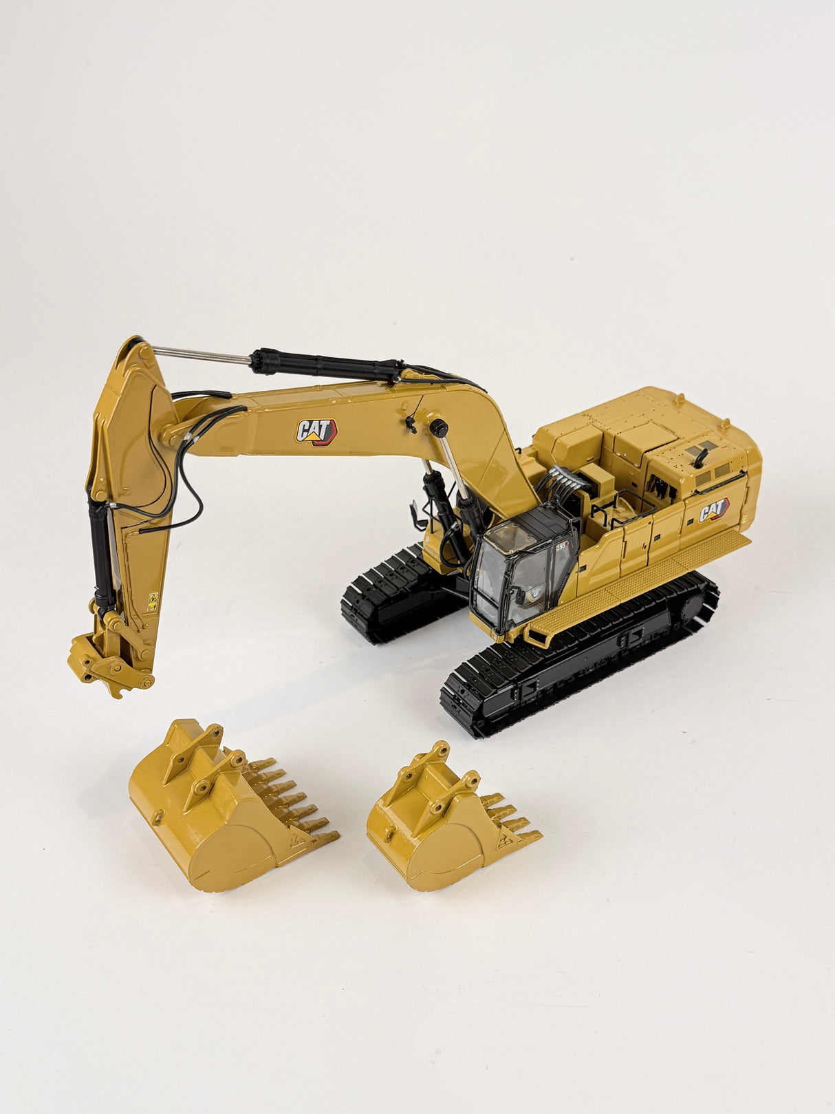 1/50 Scale Bucket Set for Diecast Masters Cat 395 GP