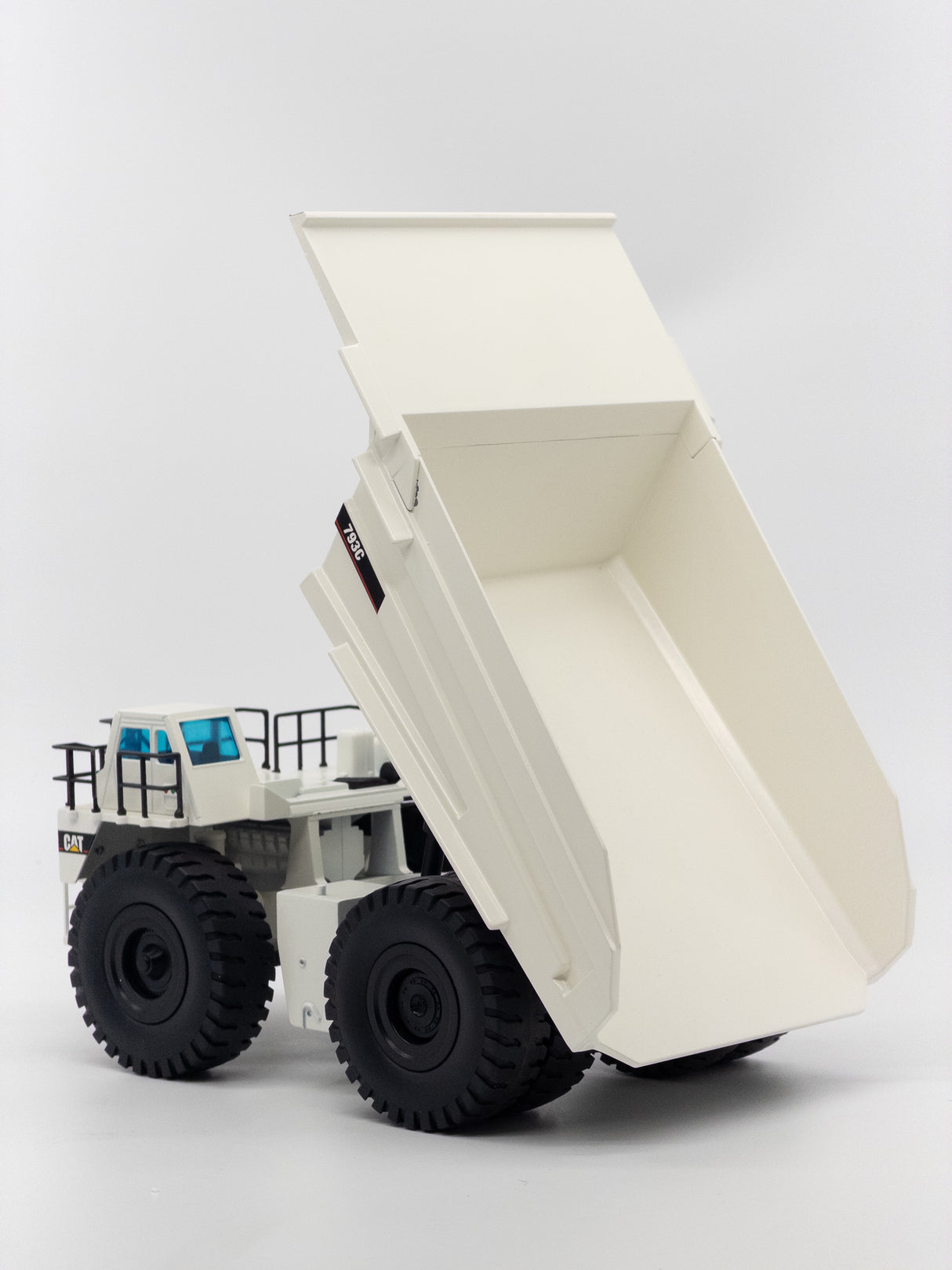 026 - NZG Cat 793C Dump Truck - White